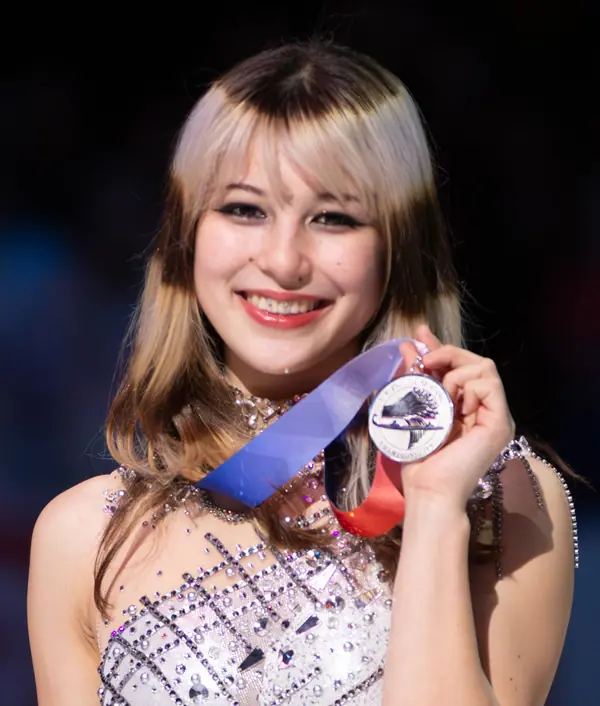 Alysa Liu at the medal ceremony of the 2026 US Championships, January 2026 (cropped)