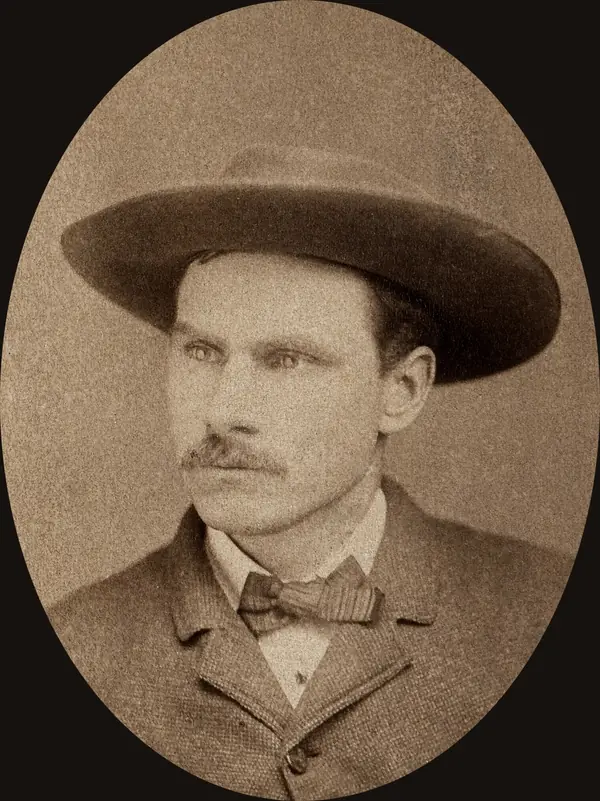 Frank E. Butler, cabinet photograph published by Scannell & Missimer, Cincinnati, about 1882