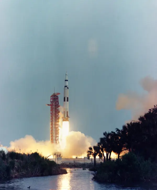Apollo 13 Saturn V launch