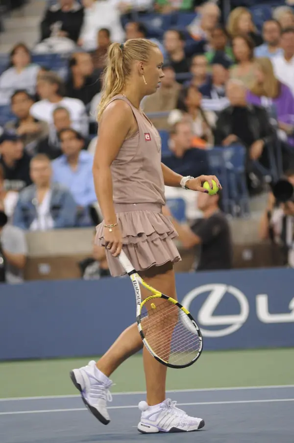 Caroline Wozniacki ready to serve at the US Open, September 7, 2009 (not Doha)