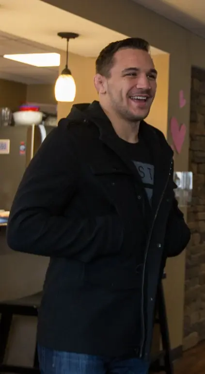 Michael Chandler, then a Bellator fighter, at the USO center, Fort Meade, Maryland, February 6, 2014 (not UFC 262) (cropped)