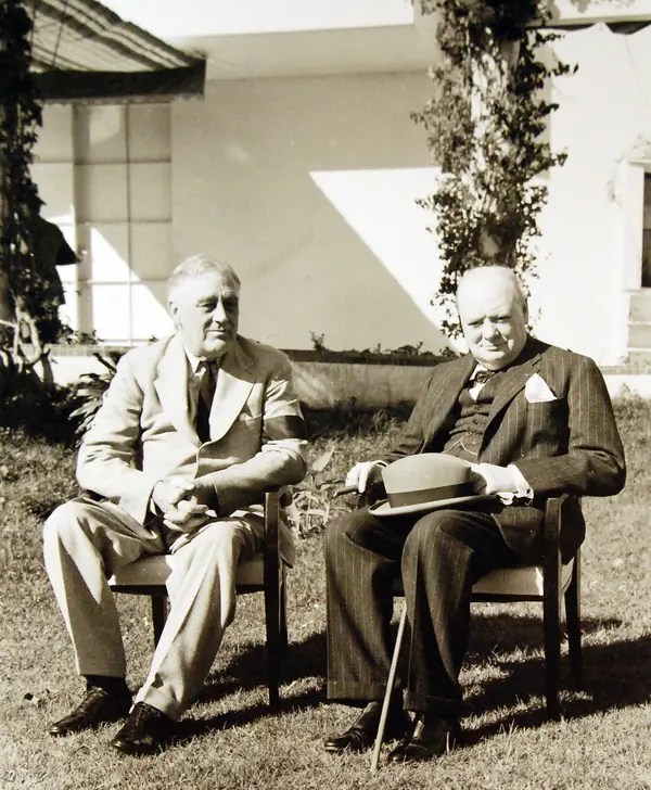 President Franklin Roosevelt and Winston Churchill, Casablanca Conference, 1943 (24382716669)