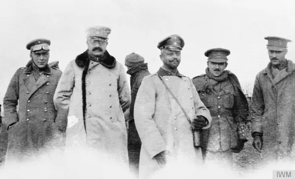 The Christmas Truce on the Western Front, 1914 Q50721