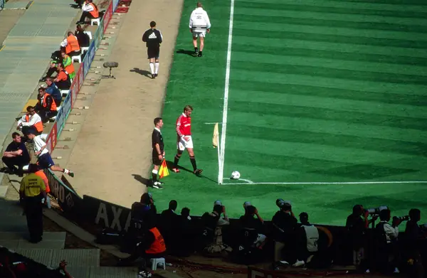 David Beckham about to take a corner for Manchester United, FA Cup final, Wembley, May 22, 1999 (not the 1998 World Cup)