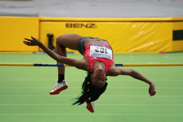 Chaunte Lowe of the United States doing the flop, 2010