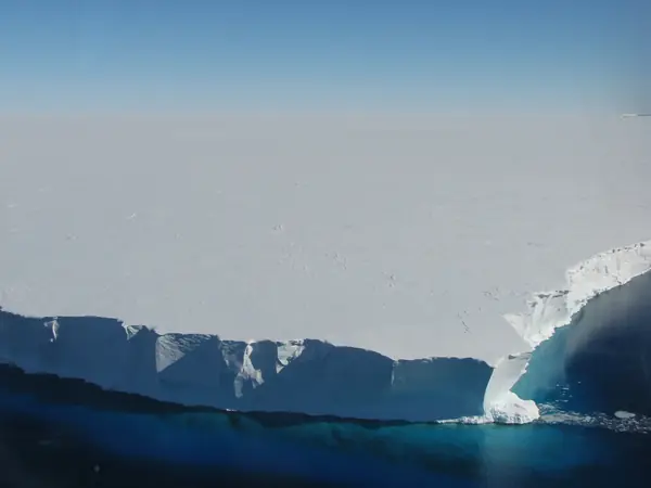 The Mertz Glacier, 2007