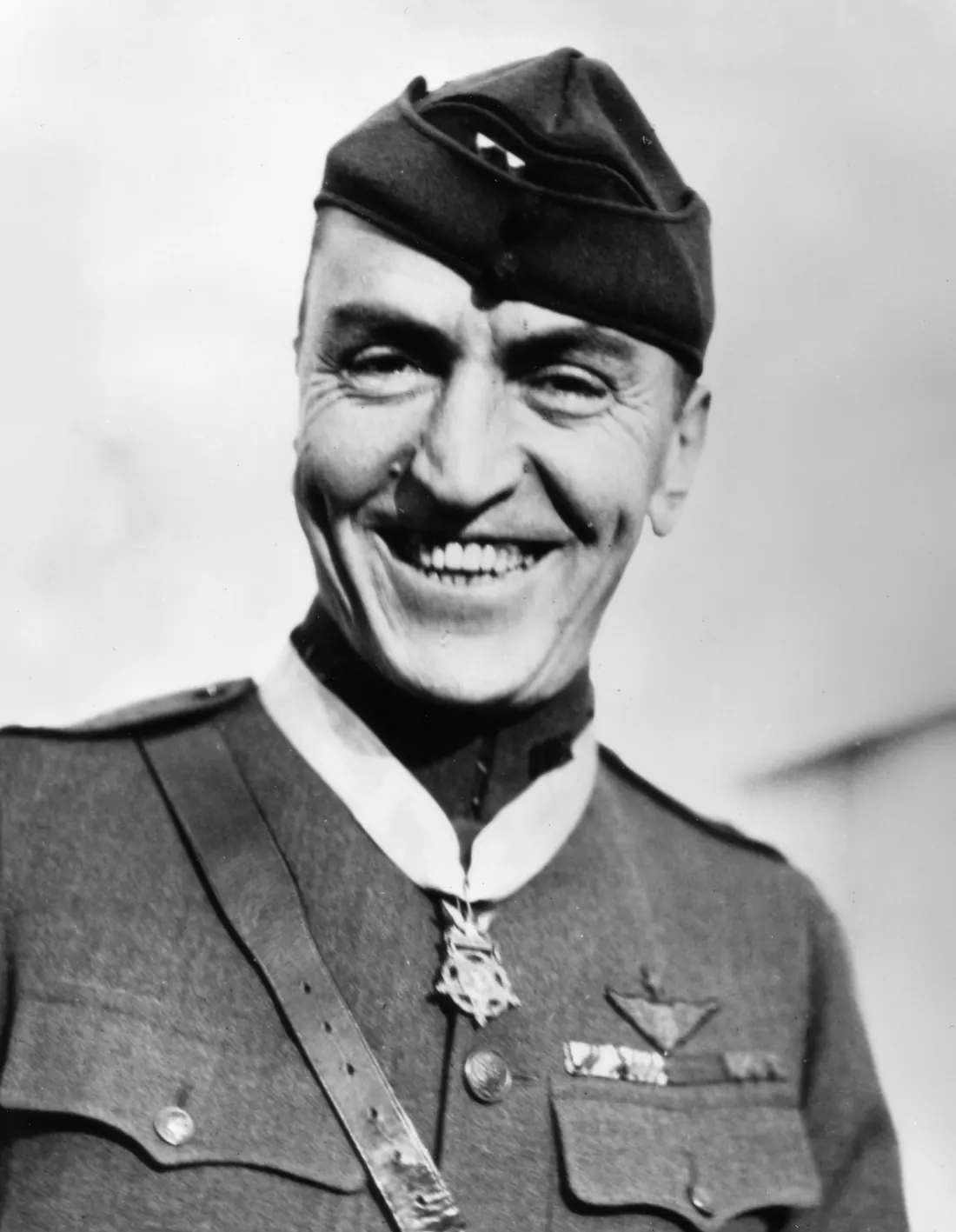 Eddie Rickenbacker wearing the Medal of Honor, about 1931