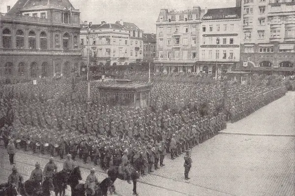 German troops on parade at the Nord station, occupied Brussels, published 1919 (not Cavell’s network)