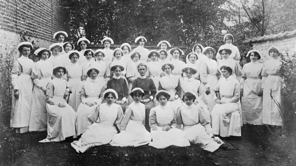 Edith Cavell (seated, center) with her student nurses, Brussels, 1907–1915