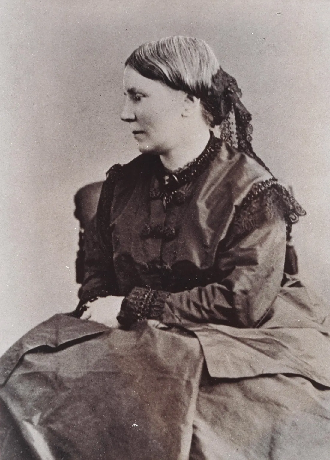 Elizabeth Blackwell seated in profile, about 1850–1860