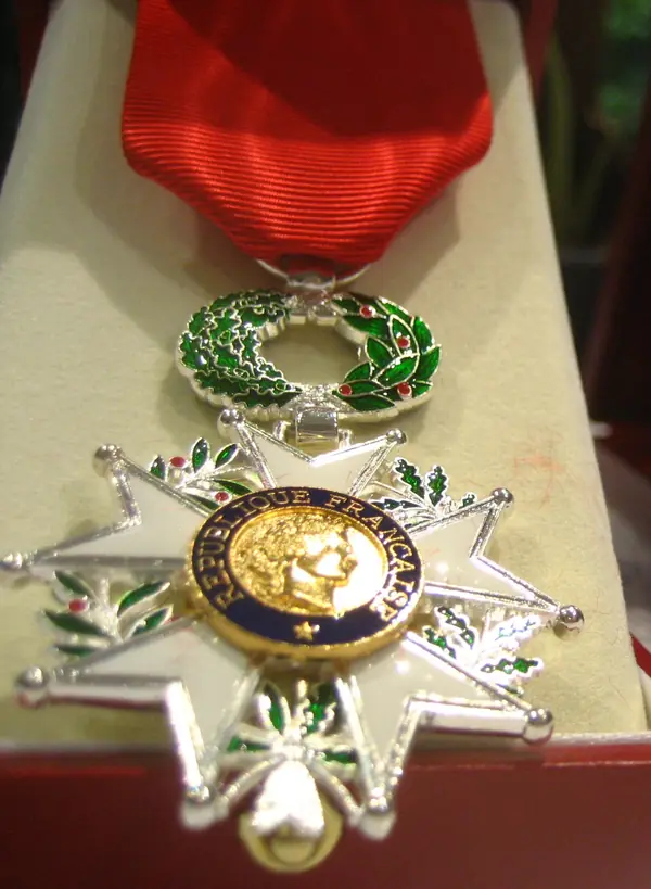 A knight’s badge of the Legion of Honor, 2008 (not Bullard’s own medal) (cropped)