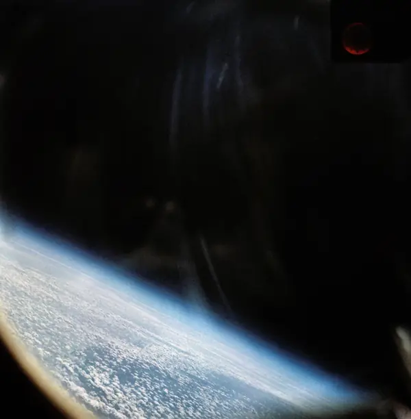 Earth from mercury - redstone 2