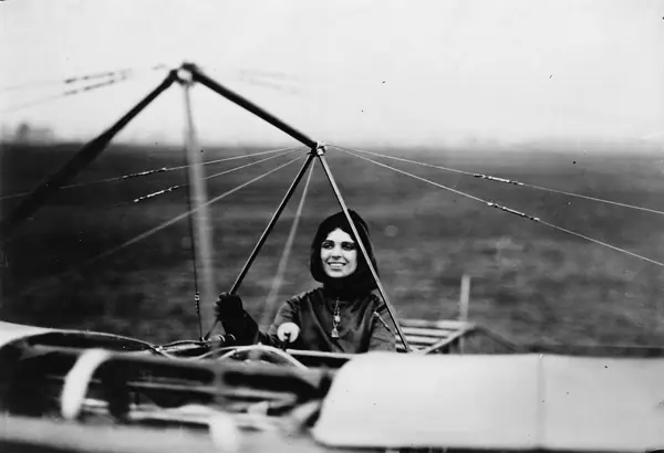 Harriet Quimby in her Blériot monoplane, 1911 (in America, not on the Channel day)