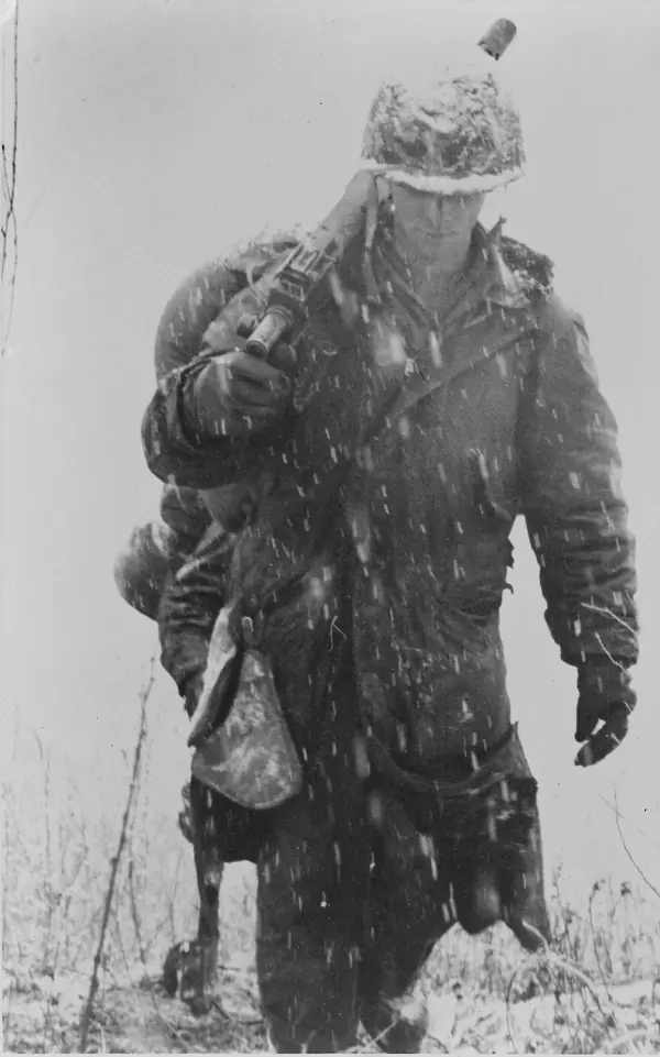 “Bitter cold, bitter fight”: a Marine in the snow at the Chosin Reservoir, about December 1950 (not the crash site)