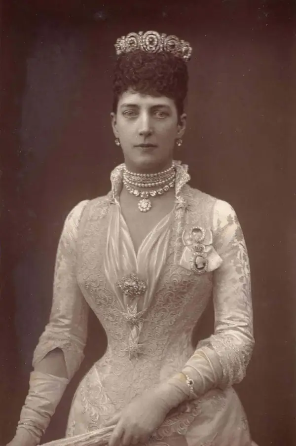Alexandra, Princess of Wales, photographed by W. & D. Downey, July 27, 1889