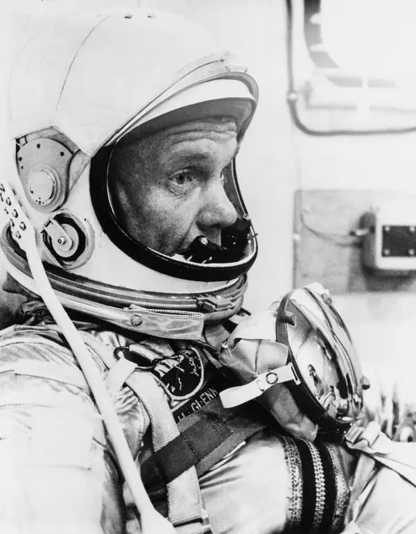 ASTRONAUT GLENN, JOHN - MERCURY SPACE SUIT (s62-00965)