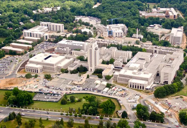 Walter Reed National Military Medical Center, Bethesda, 2011