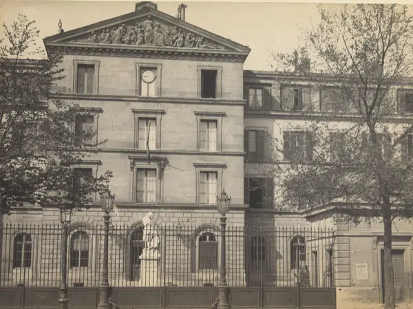 The Institut national des jeunes aveugles, boulevard des Invalides, Paris, photographed by Hippolyte Blancard, about 1890 (cropped)