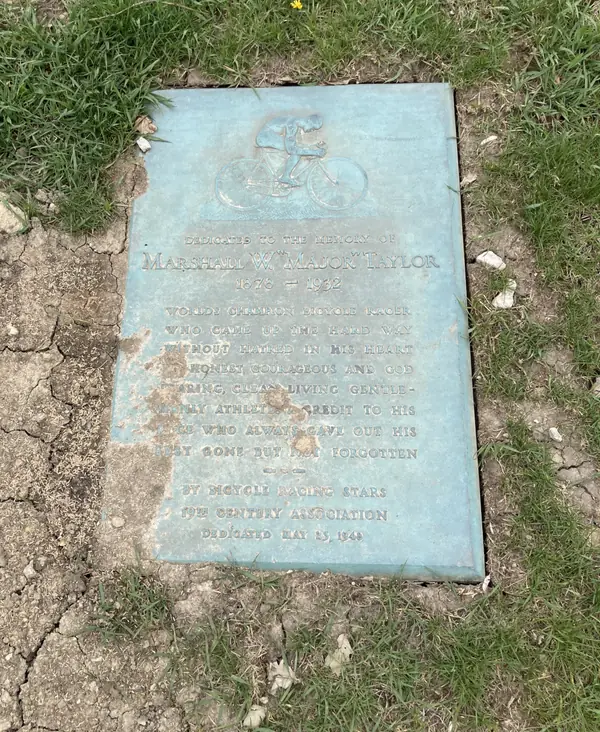 Major Taylor’s grave plaque (1878–1932), Mount Glenwood Memory Gardens South, 2023
