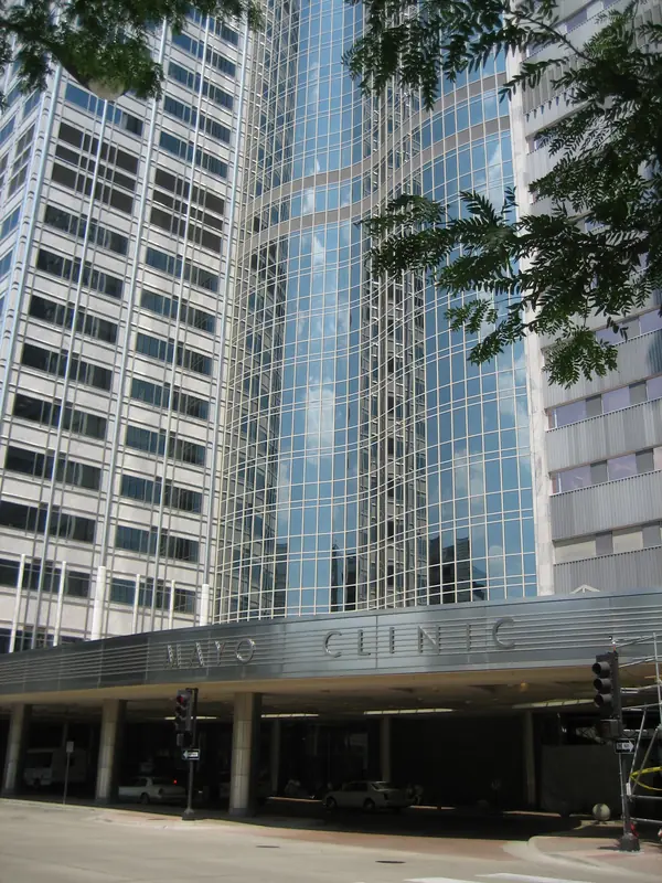 The Mayo Clinic’s Gonda Building, Rochester, Minnesota, June 2007 (the building, not his 2022 operation)