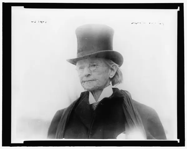 Dr. Mary Edwards Walker, 1832-1919, head-and-shoulders portrait, facing left, wearing man's top hat and coat LCCN2005685497