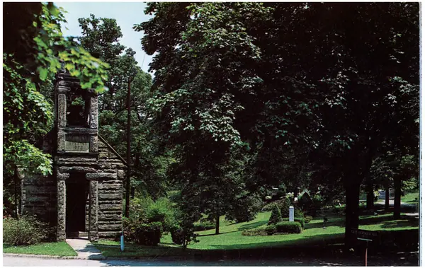 Union Cemetery, Steubenville, Ohio, on an old postcard (Walker’s own grave isn’t shown)