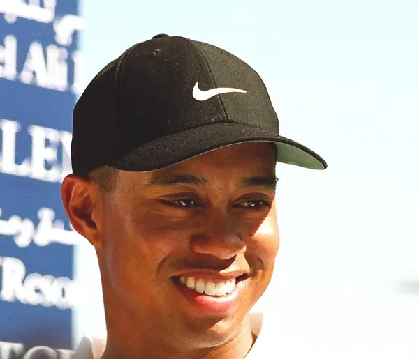 Tiger Woods smiling at the Dubai Desert Classic, 2001 (not the 2000 Canadian Open)