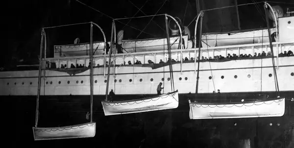 Carpathia - Titanic lifeboats
