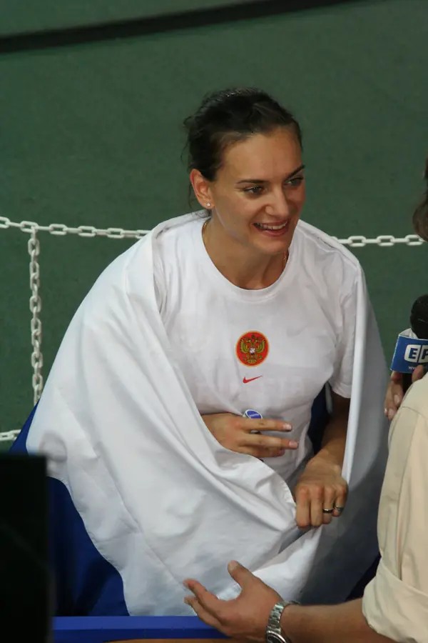 Yelena Isinbayeva interviewed after winning the world title, Osaka, August 28, 2007