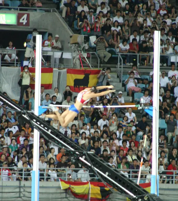 Yelena Isinbayeva clearing 4.80 meters, World Championships, Osaka, August 28, 2007 (not Beijing)